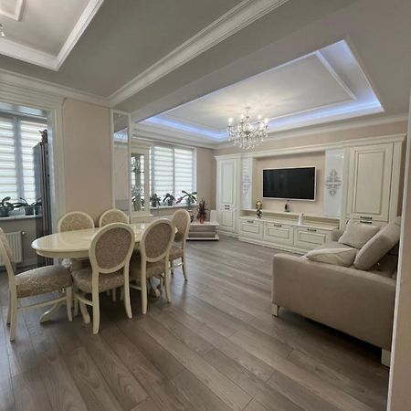 Apartament In The Center Of Кишинёв Экстерьер фото